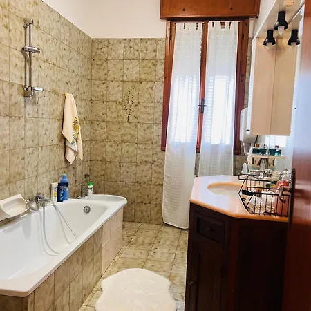 Modenasud Apartment *